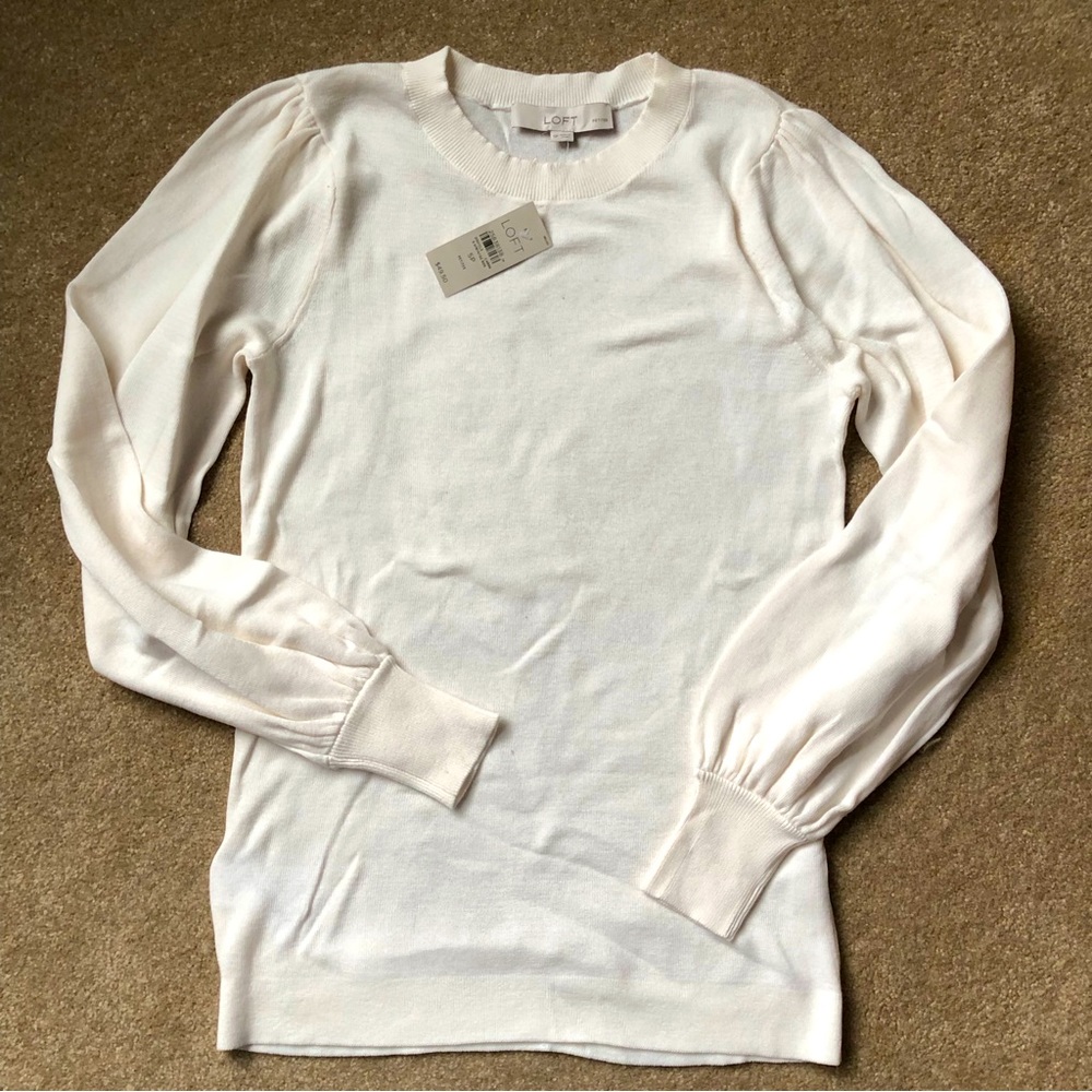 LOFT Cream crewneck sweater NWT